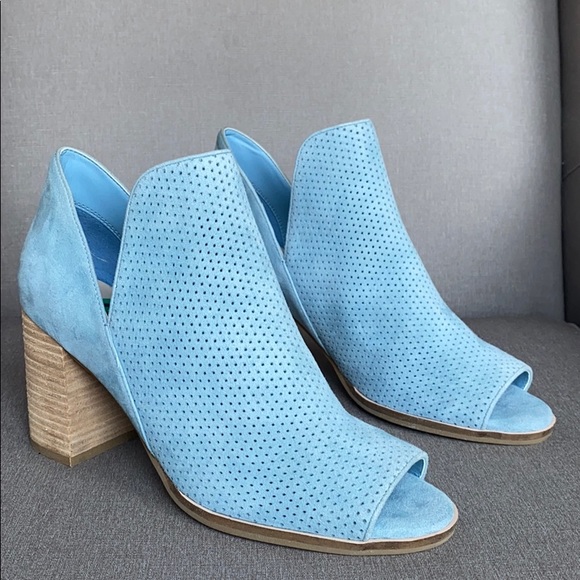 shiloh open toe bootie